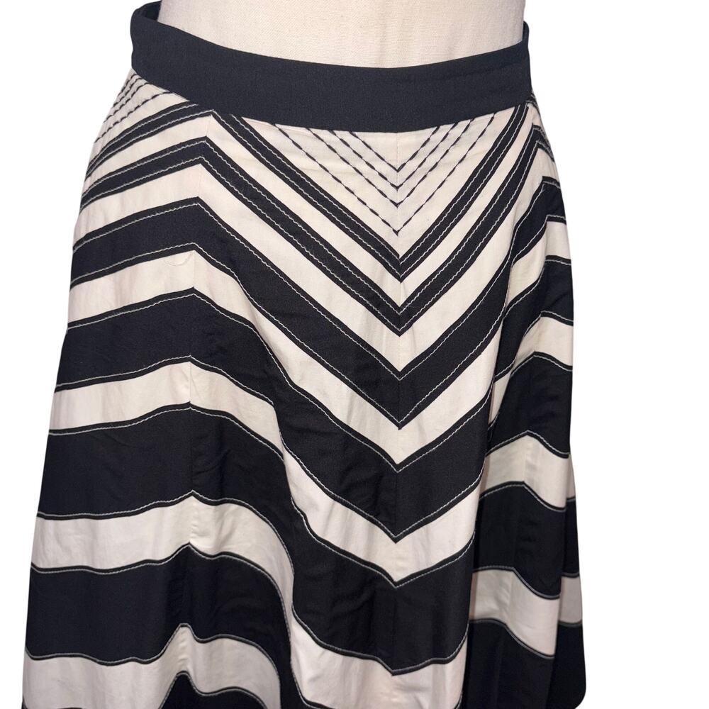 Anthropologie Elegant Old Money Full Lined Retro Mod Contrast Stitch Midi Skirt - Picture 2 of 11